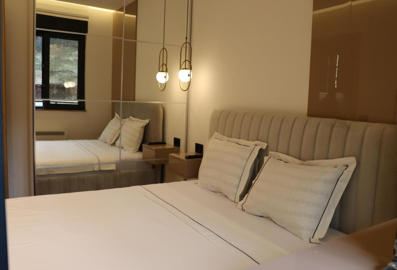Lazarevic Lux - Pekovic Apartment