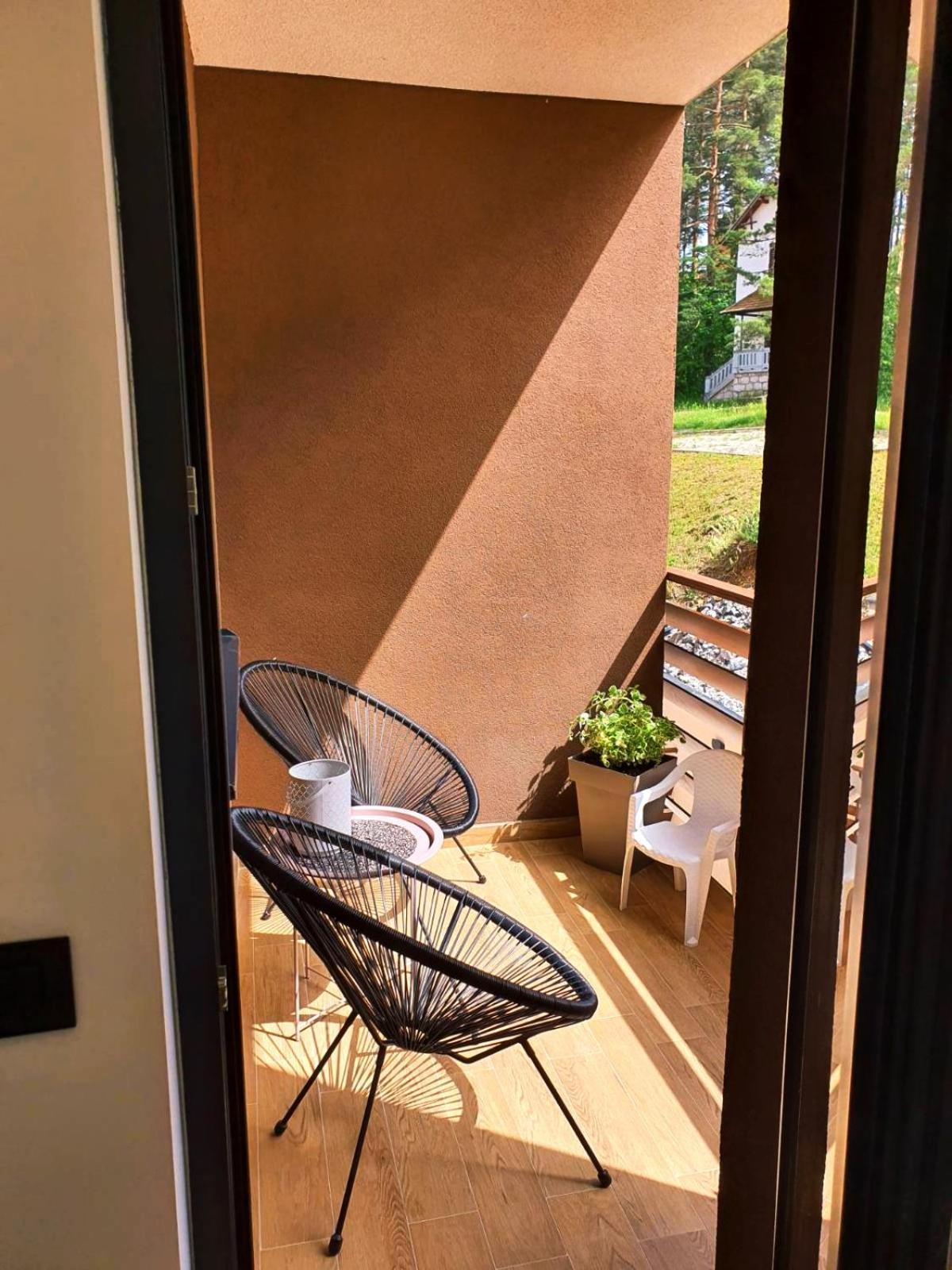 Lazarevic Lux - Pekovic Apartment
