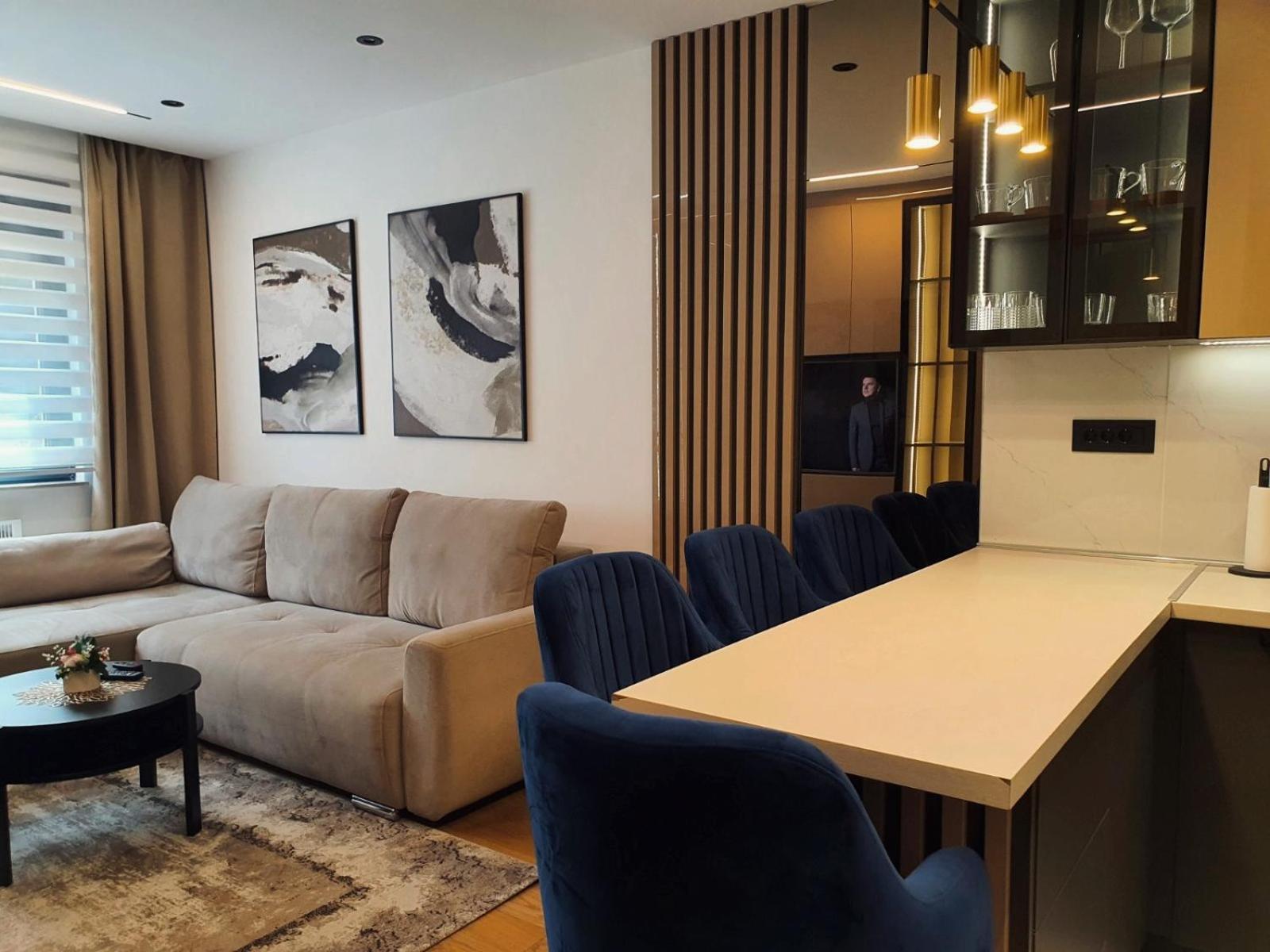 Lazarevic Lux - Pekovic Apartment